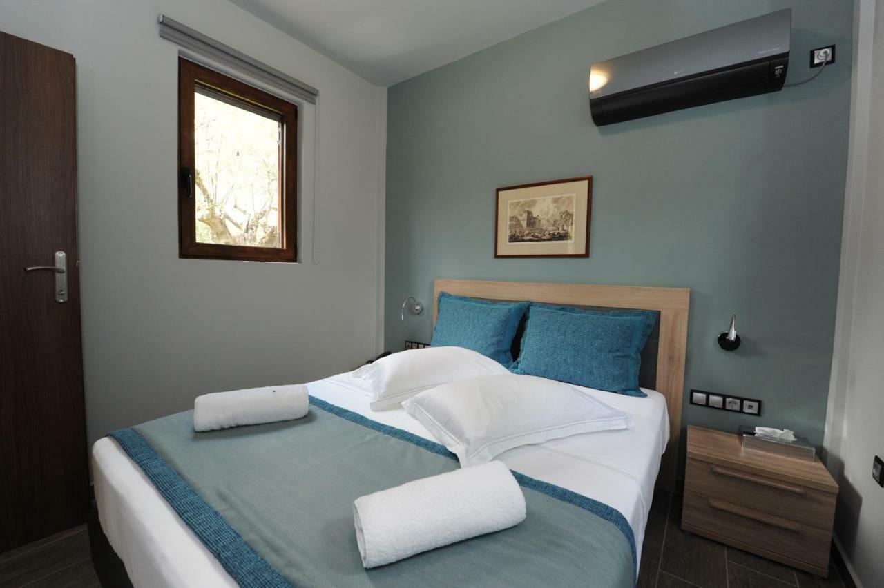 Castle View Bungalows Mystras Exterior foto